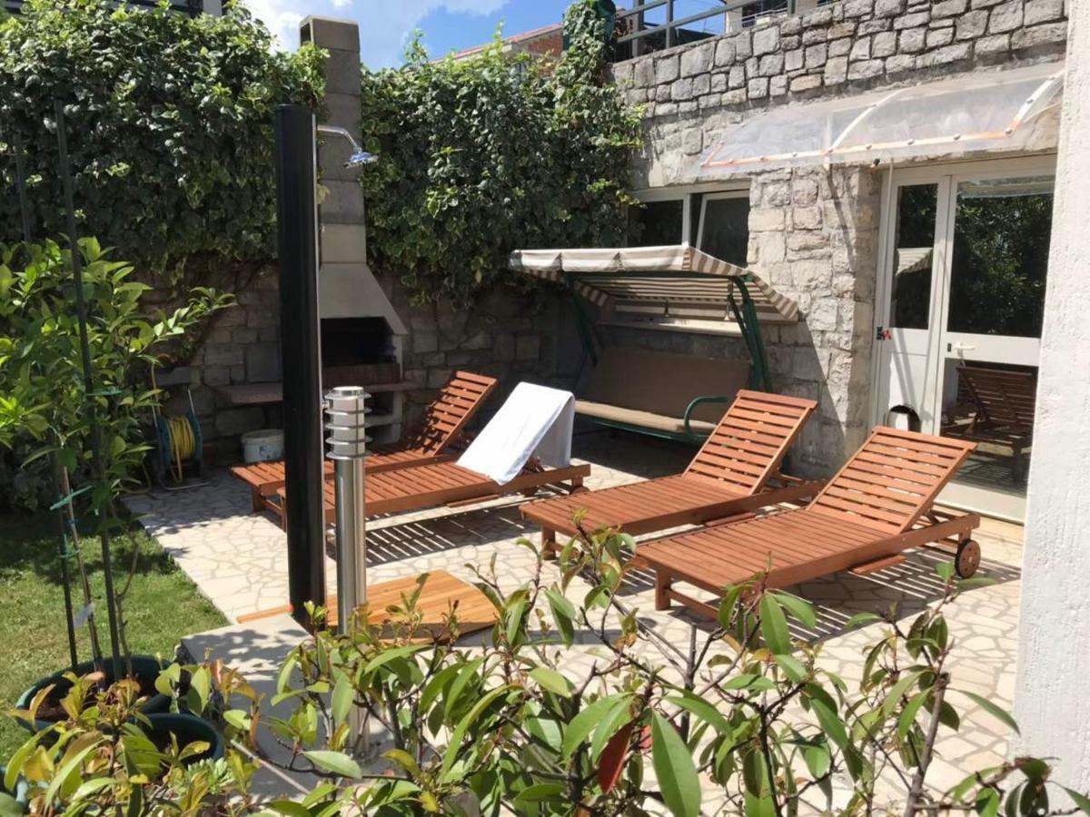 Deluxe Apartment Dora With A Private Parking, Terrace And See View Rijeka Exterior foto